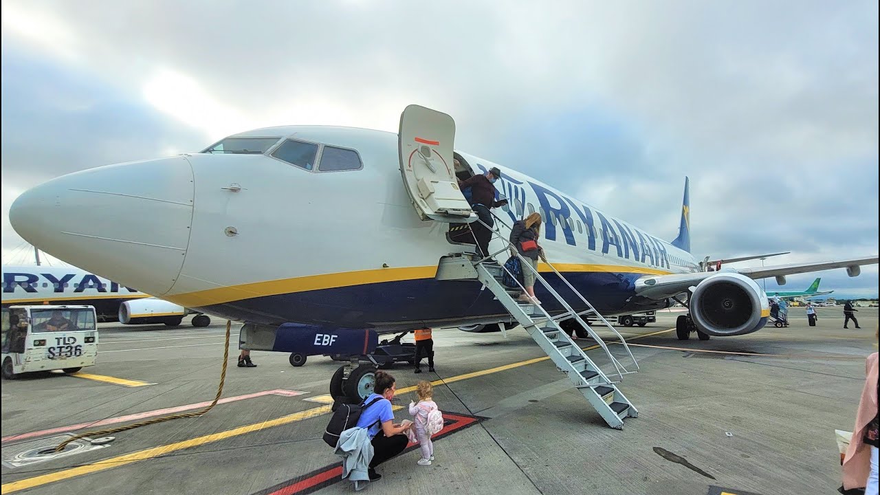 Ryanair Boeing 737-8AS Liverpool to Dublin | Full Flight