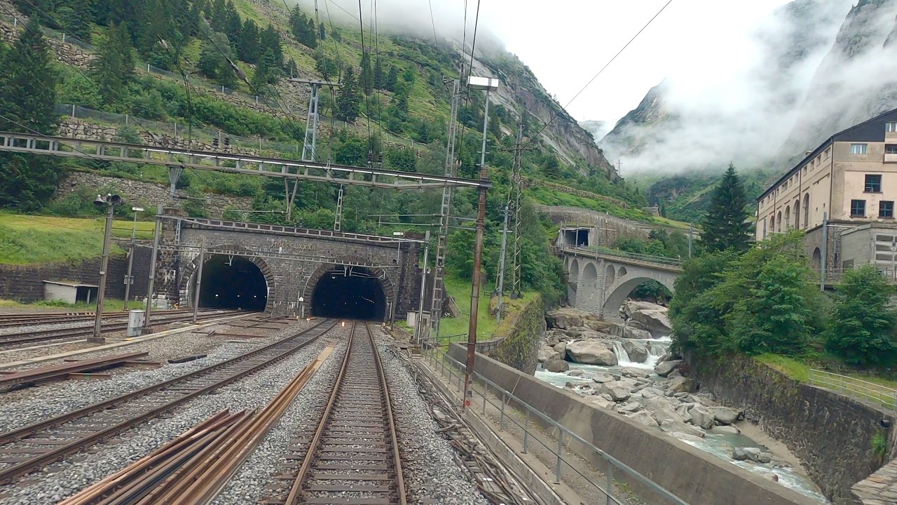 ★ 4K 🇨🇭 Arth-Goldau - Göschenen - Bellinzona cab ride, Switzerland [06.2022] Gotthard railway