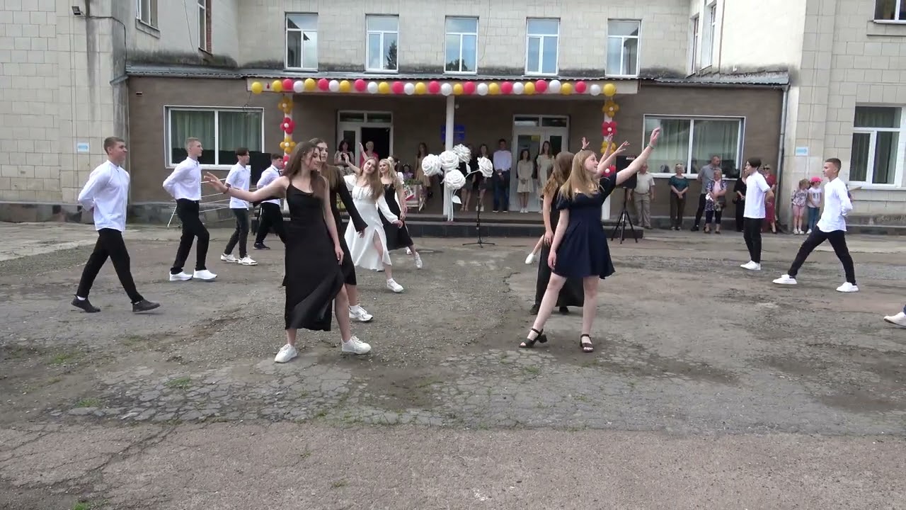 Вальс 9-а класу