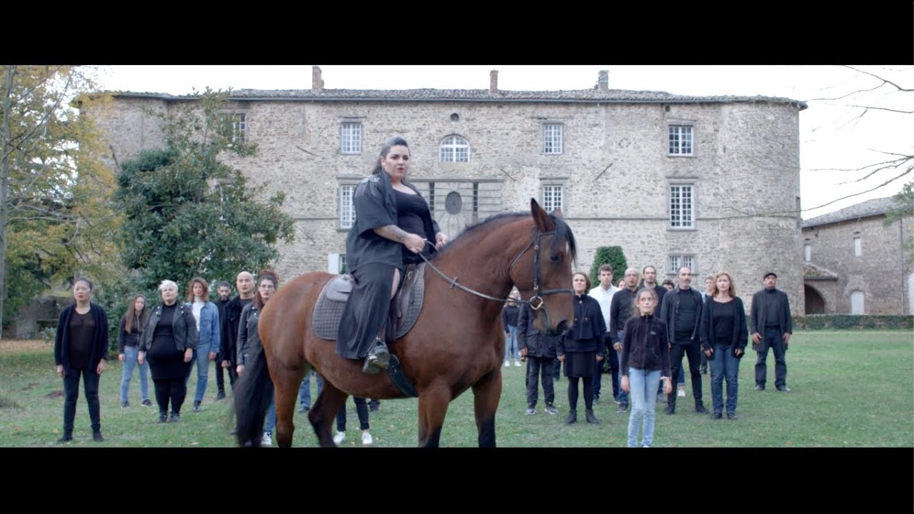 MELBA - Amazones (Clip Officiel)