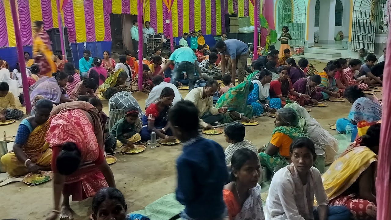 মহাপ্রসাদ ভোগ বিতরণ লাইভ | Harinam Sankirtan & Prasad Distribution
