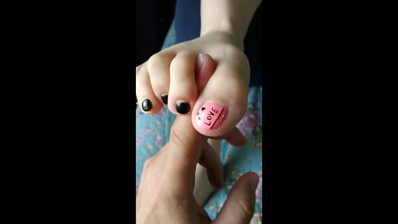 Playing with sexy toes 2