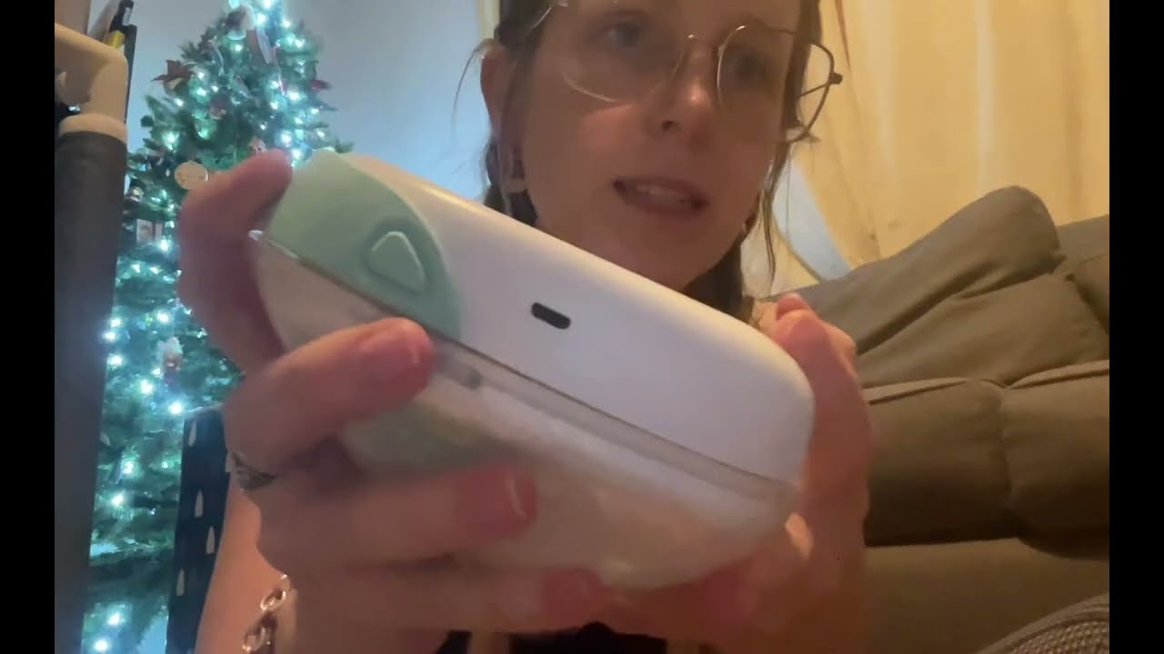 Momcozy VS Willow GO handsfree pumps and pumping bras REVIEW