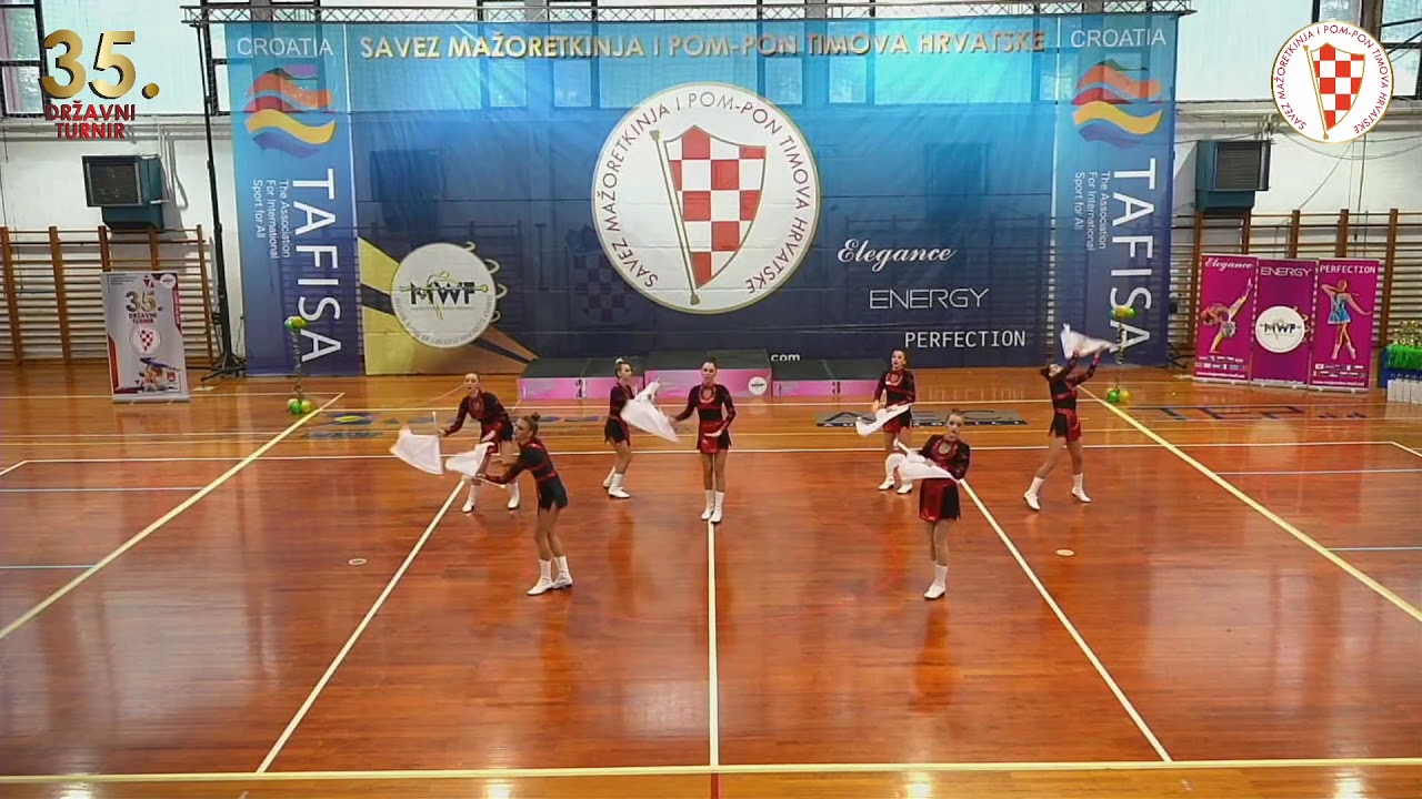 2020. SMPTH 35. DRŽAVNI TURNIR: MINI FORMACIJA BATONFLAG SENIORI, KLOŠTRANSKE MAŽORETKINJE