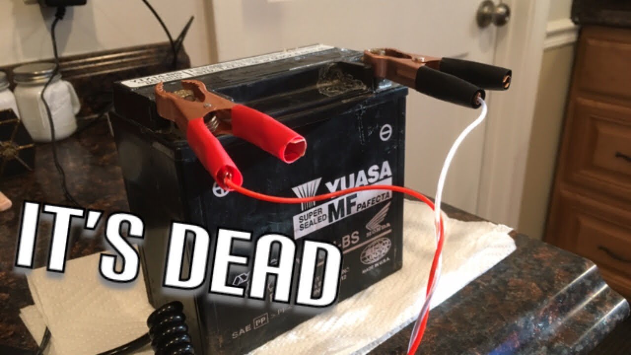 Fixing A DEAD MOTORCYCLE BATTERY!