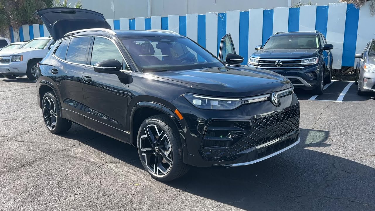 2026 Volkswagen Tiguan SEL R-Line Turbo at Tom Bush Volkswagen | Jacksonville, FL
