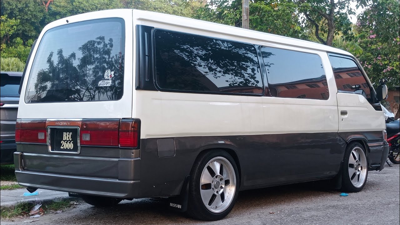 Nissan E24 urvan caravan homy td27
