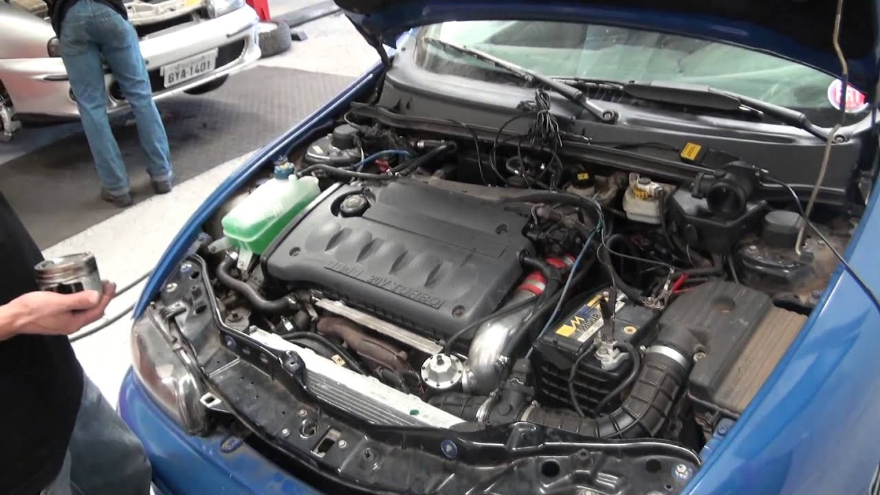 Brava com motor de Marea Turbo!  Vale muito a pena ver de novo.