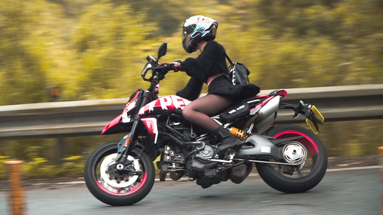 BEIYI BIKERS 272 Girl Bikers、KTM 1290、YZF R6、MT09、Z1000、ZRX1200、GSX-S1000F、XSR900 - motorbike