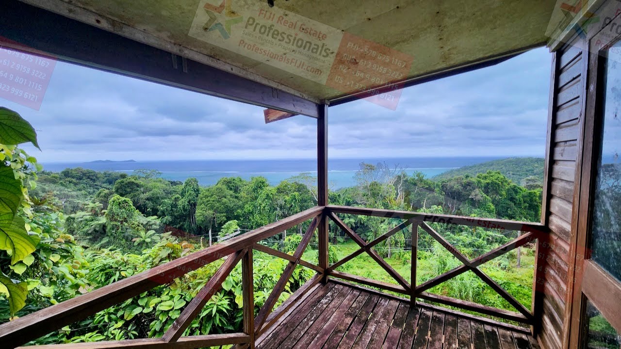 ATTENTION INVESTORS – SOLID ORIGINAL FIXER-UPPER HOME FOR SALE AT WAIDROKA BAY, FIJI