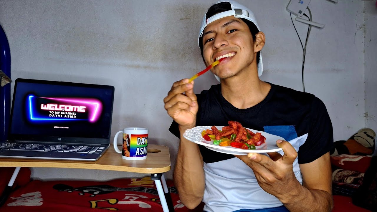 ASMR COMIENDO GOMITAS | Mouth sounds ✨️