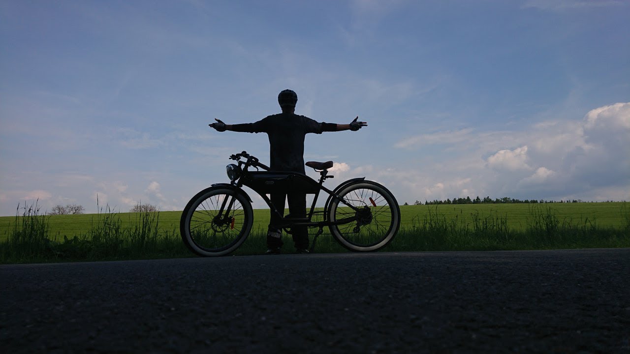 Retro E-Bike Greaser na Tripu - směr Hracholusky