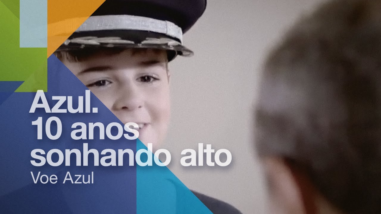 Azul. 10 anos sonhando alto.