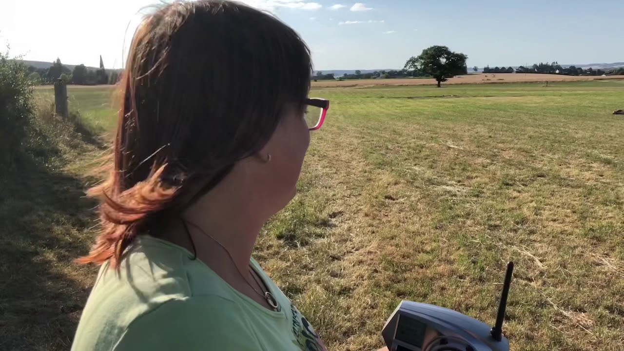 CEN Reeper, erste Sprünge von meiner Frau [ German/ Deutsch]