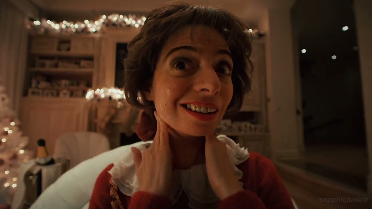 the outside: mrs. potato head [guillermo del toro's cabinet or curiosities]