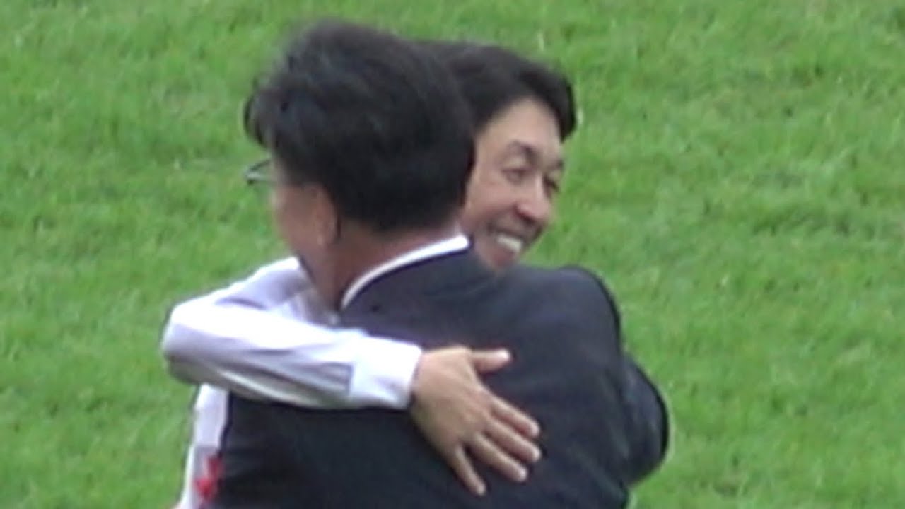 【口取り 表彰式 インタビュー】2024  G1 天皇賞 秋 ドウデュース 【松島オーナーと武豊騎手の抱擁再び！】
