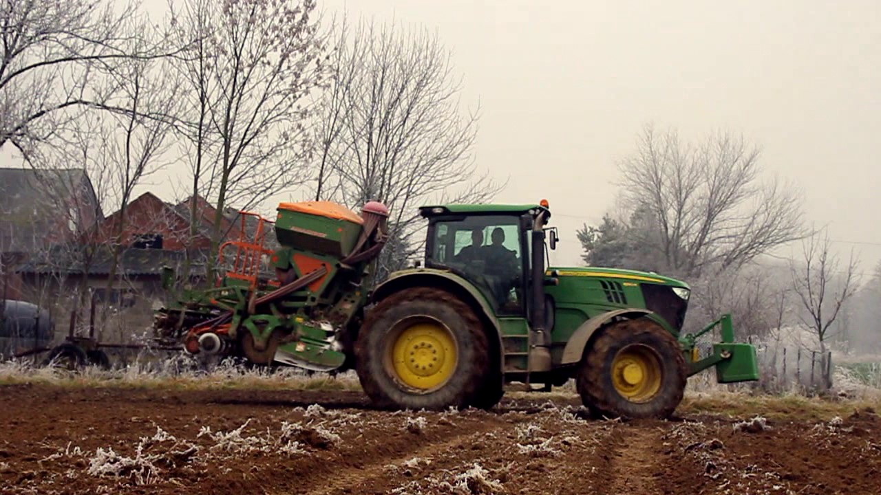 Mroźny Siew 2016 John Deere 190R  (2017)