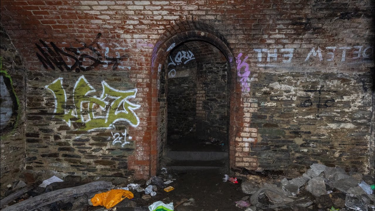 We Found Creepy Abandoned Tunnels In The Middle Of The Woods!!