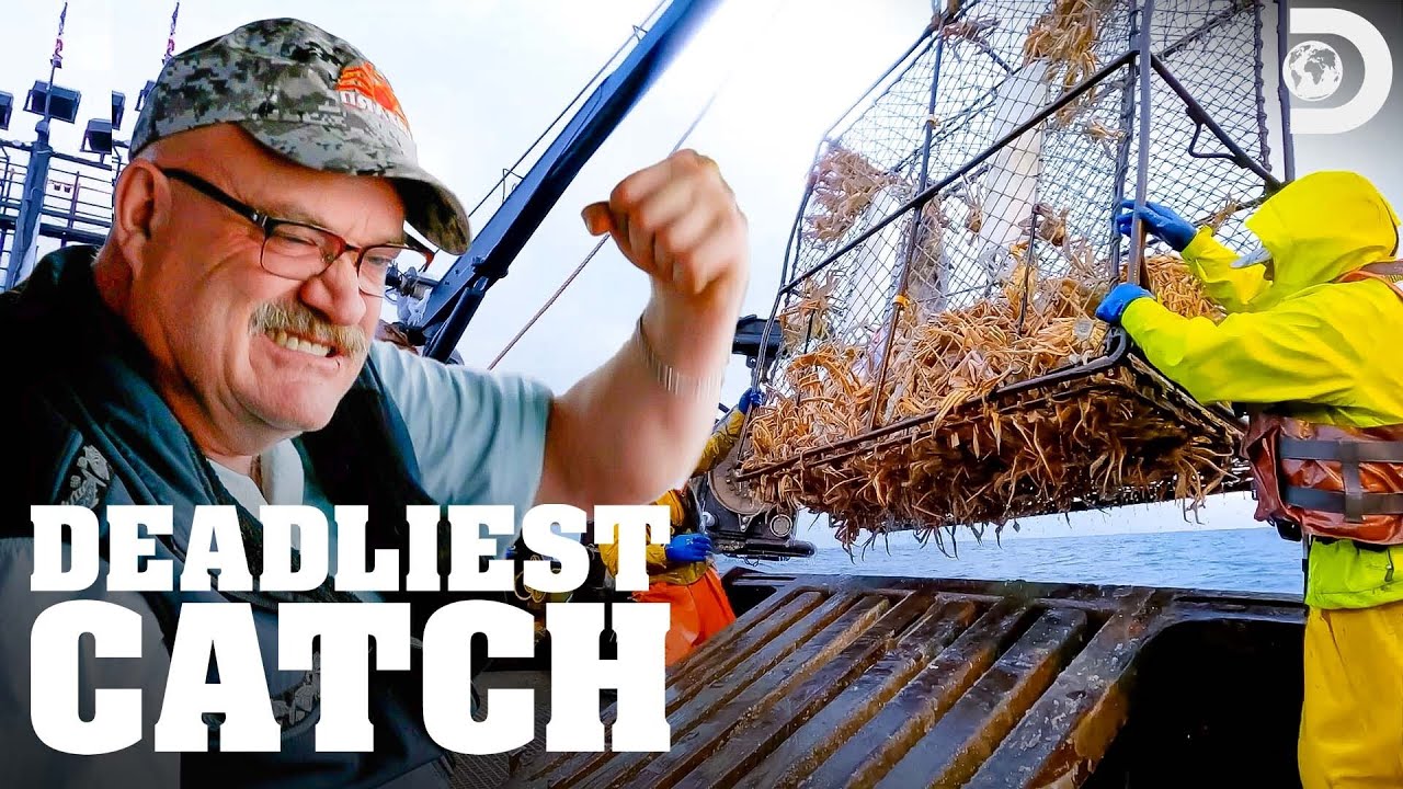 Keith&rsquo;s Huge Crab Haul in Freezing Temperatures! | Deadliest Catch