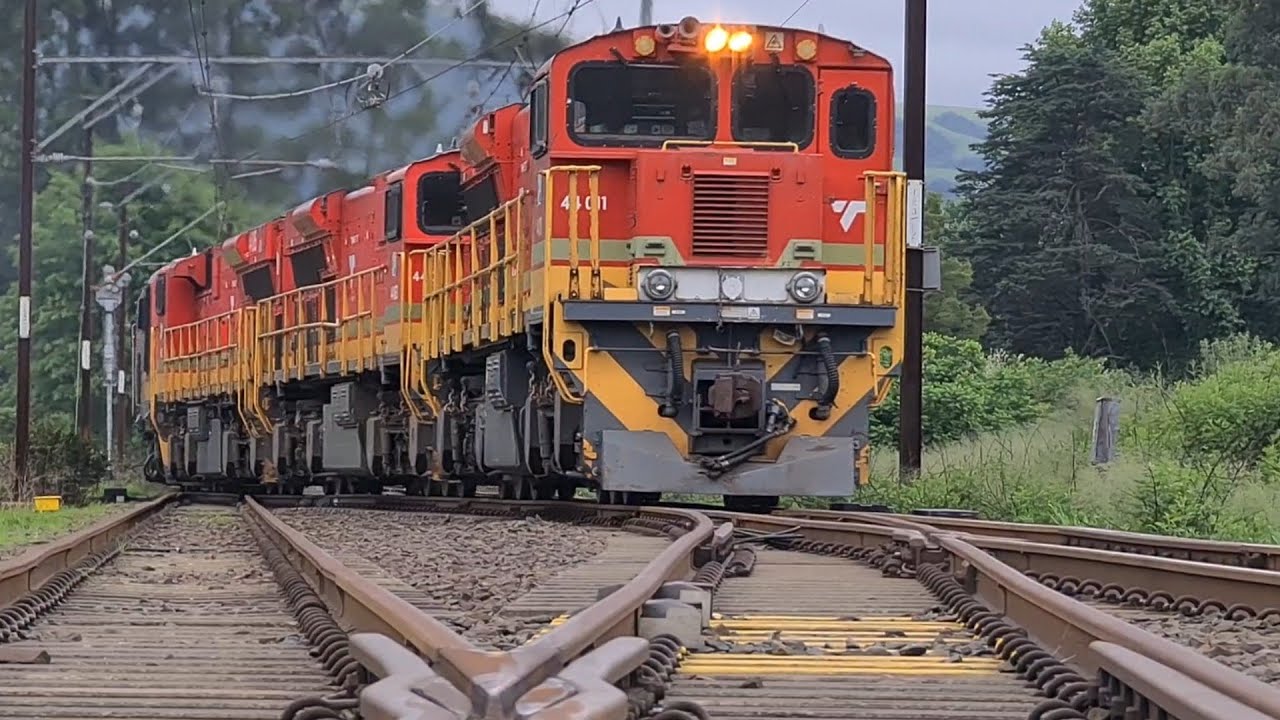 South African Railways class 44GE diesel locomotives heading towards JHB just outside Balgowan.