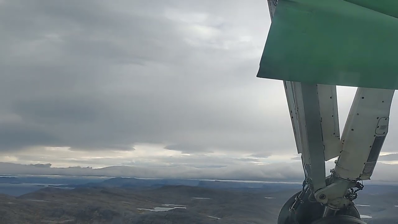 Approach and landing Hammerfest
