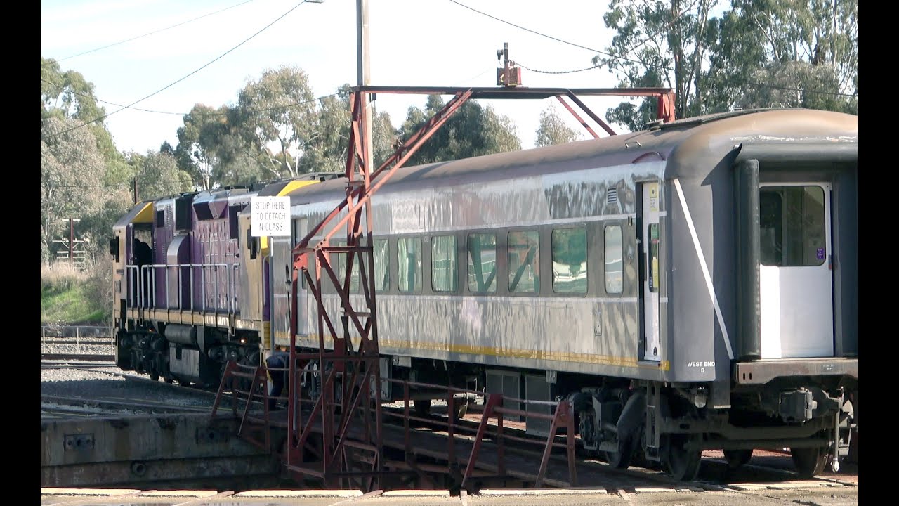 VERY COMPLICATED SHUNT - V/Line Passenger Cars at The Seymour Dual Gauge Turntable