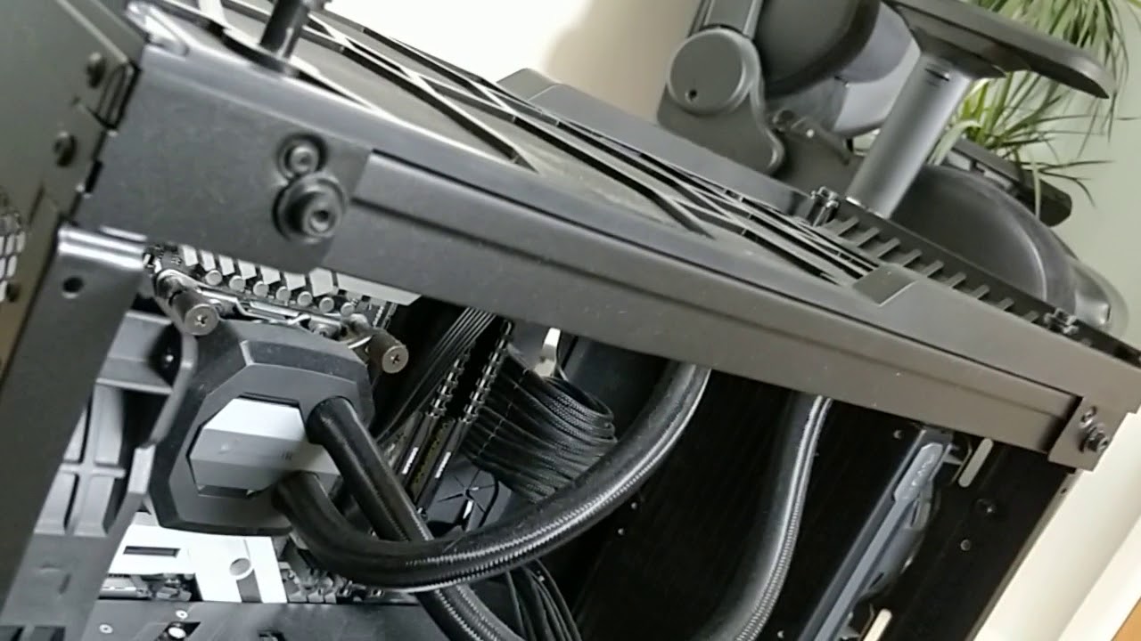 Why you shouldn't buy the Corsair Crystal Series 570X case (Version  2)
