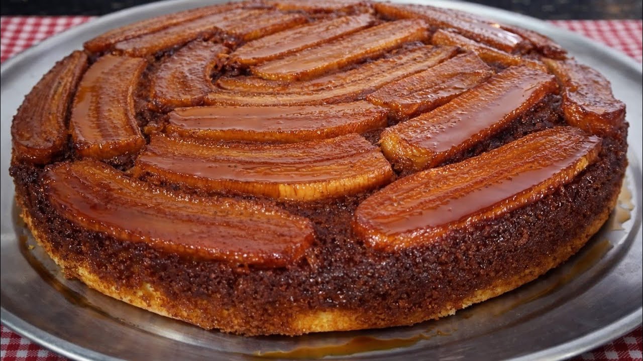 Bolo de banana caramelizado massa desmancha na boca 