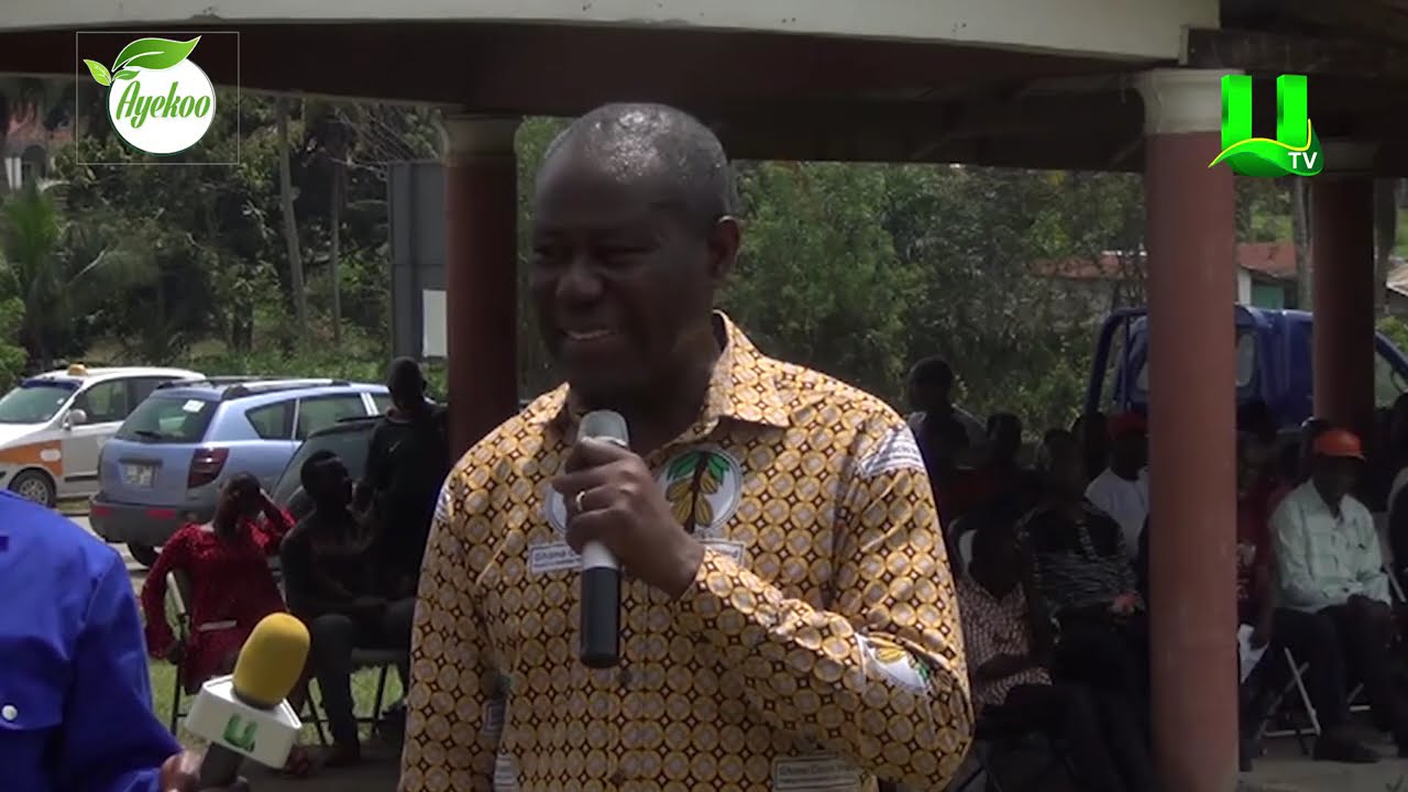 AYEKOO: COCOBOD CEO IN AN OPEN FORUM WITH COCOA FARMERS