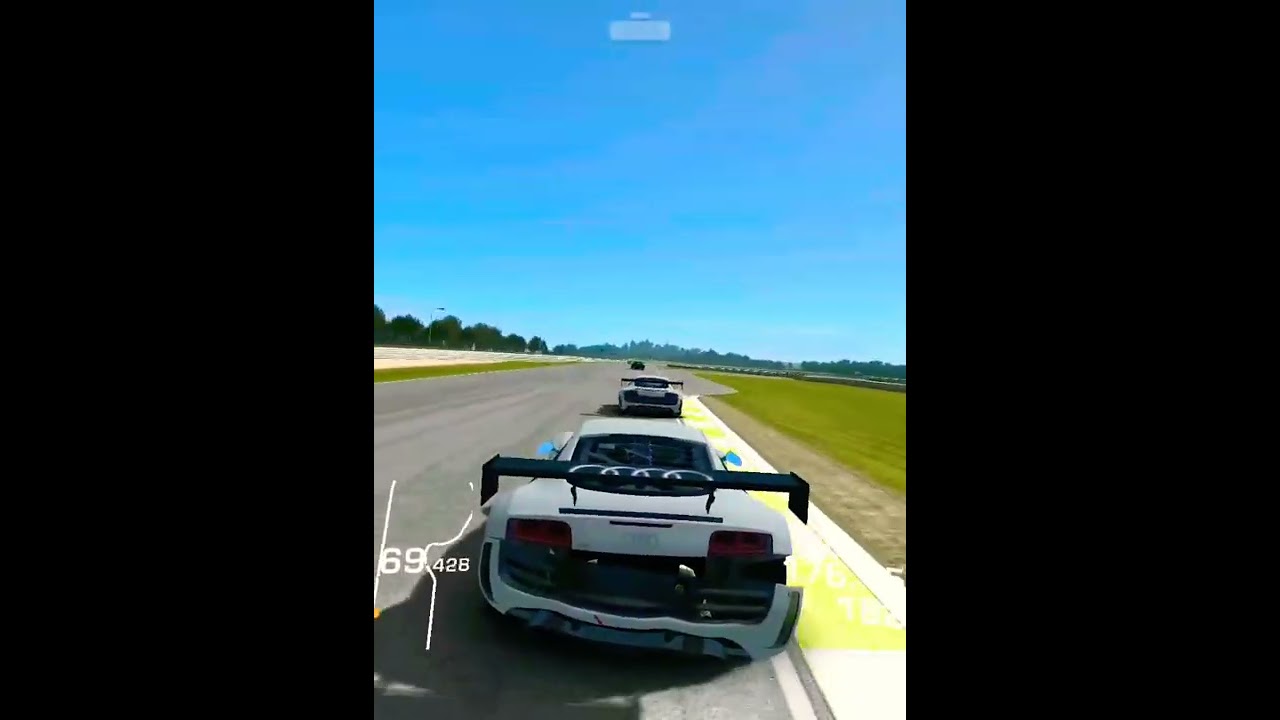 endless endurance 100 laps with Audi R8 LMS ULTRA RR3