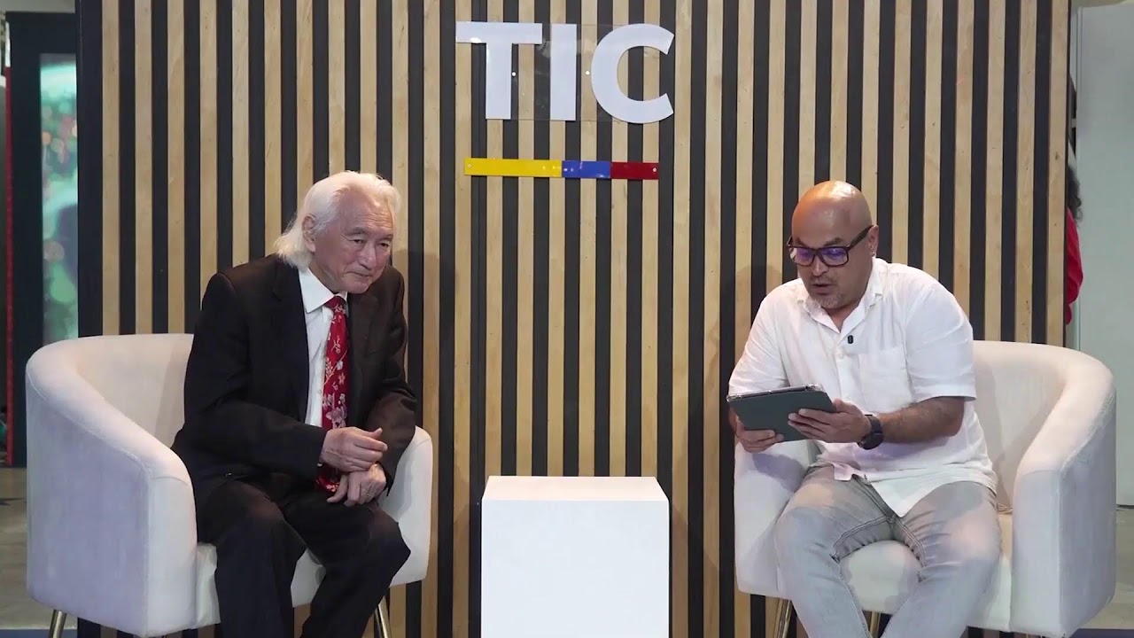 &iexcl;Hablamos con Michio Kaku sobre el futuro tecnol&oacute;gico de Colombia! #Sinton&iacute;aTIC en #ANDICOM40
