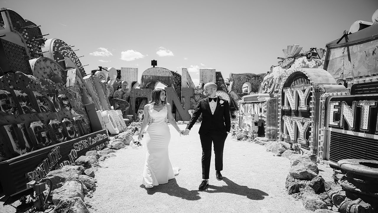We Got Married- Little Church Of The West- Viva Las Vegas Wedding 4k #lasvegas #vegas
