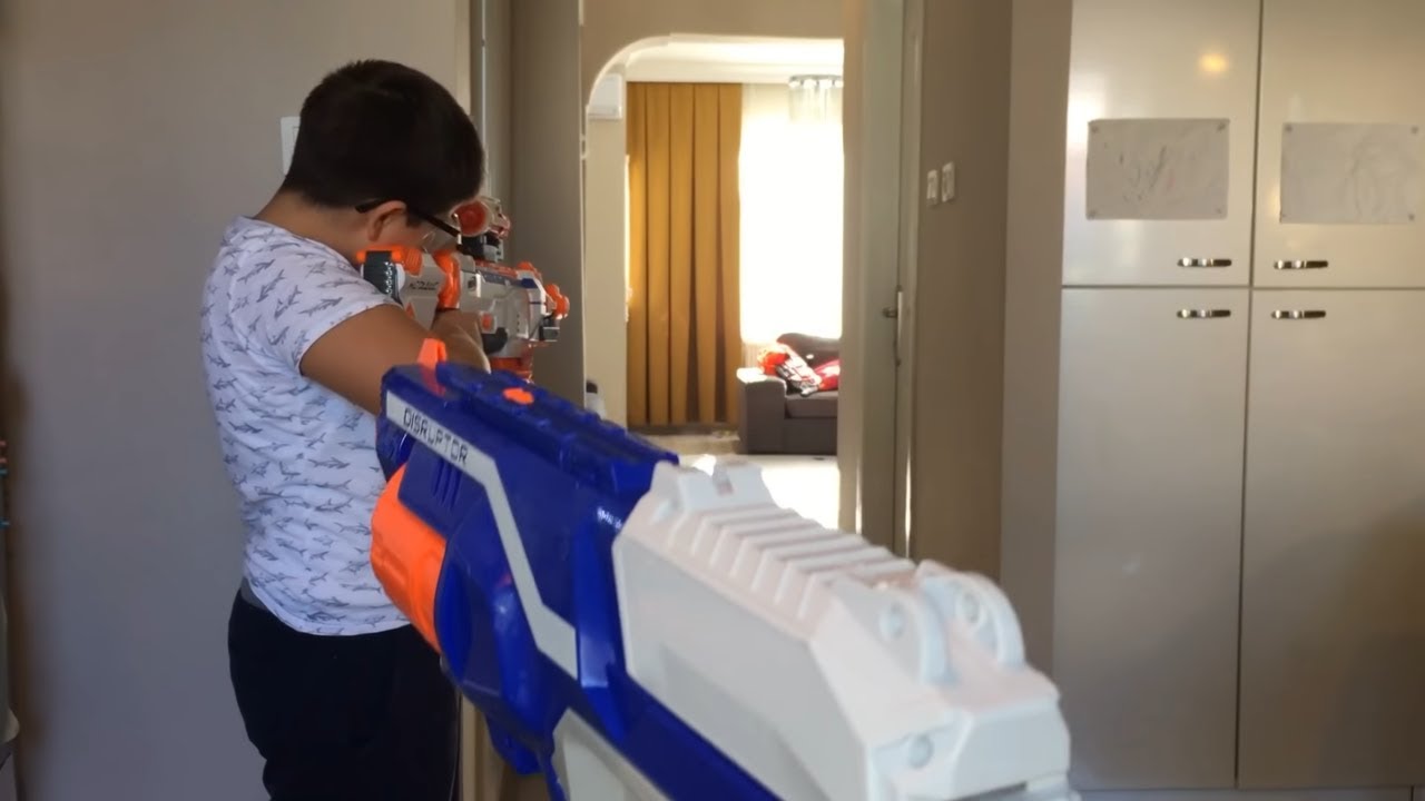 Son model Nerfler ile Nerf savaşı || ABC KEREM