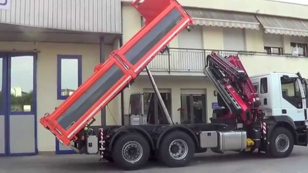 Iveco Stralis 3 assi - Cassone ribaltabile con gru Fassi