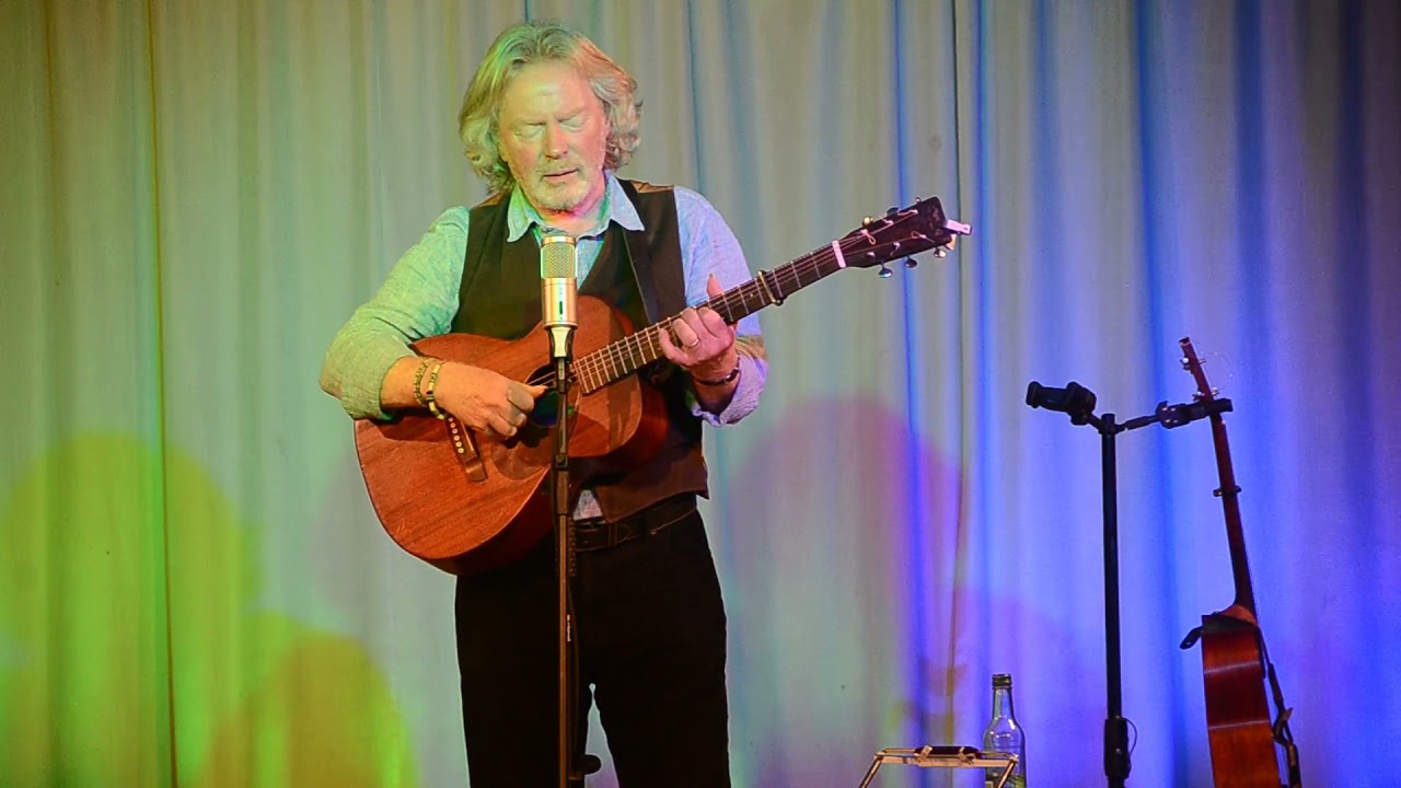 Reg Meuross Live @SEF 15-10-21  The Band Played Sweet Marie        Uploaded with permission.