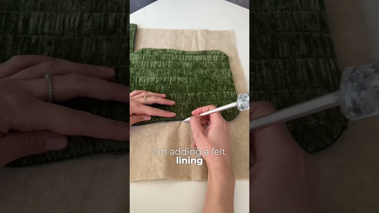 How to Make a Stylish Velvet Bag with Sensy&rsquo;s Khaki Velvet Yarn and Black Bag Handle