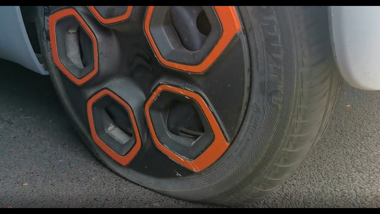 on a crevé en Citroën Ami !
