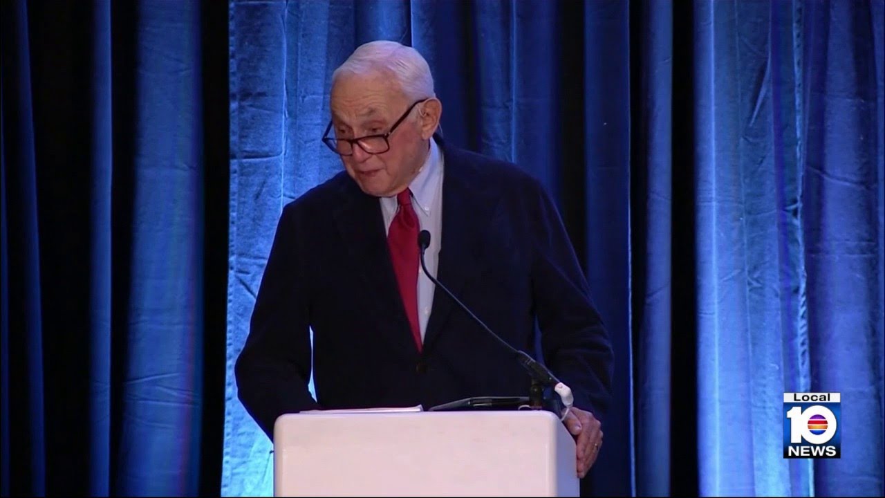 Billionaire Les Wexner claims Jeffrey Epstein duped him, labels him a “world-class con man”