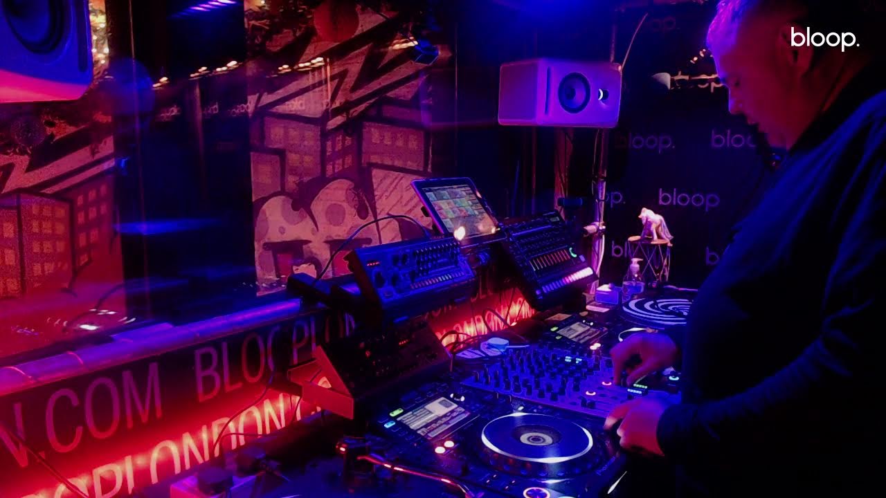 Suena Hermosa / Suena Hermosa Agency Presents SHLIVE003 Feat. Terry Francis - 11.03.22