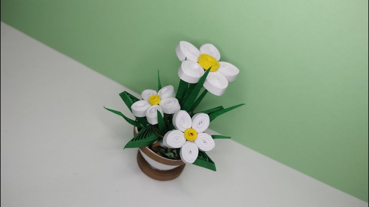 Quilling Vase with Beautiful Flower | Tutorial | DIY | Step by step | Paper Craft