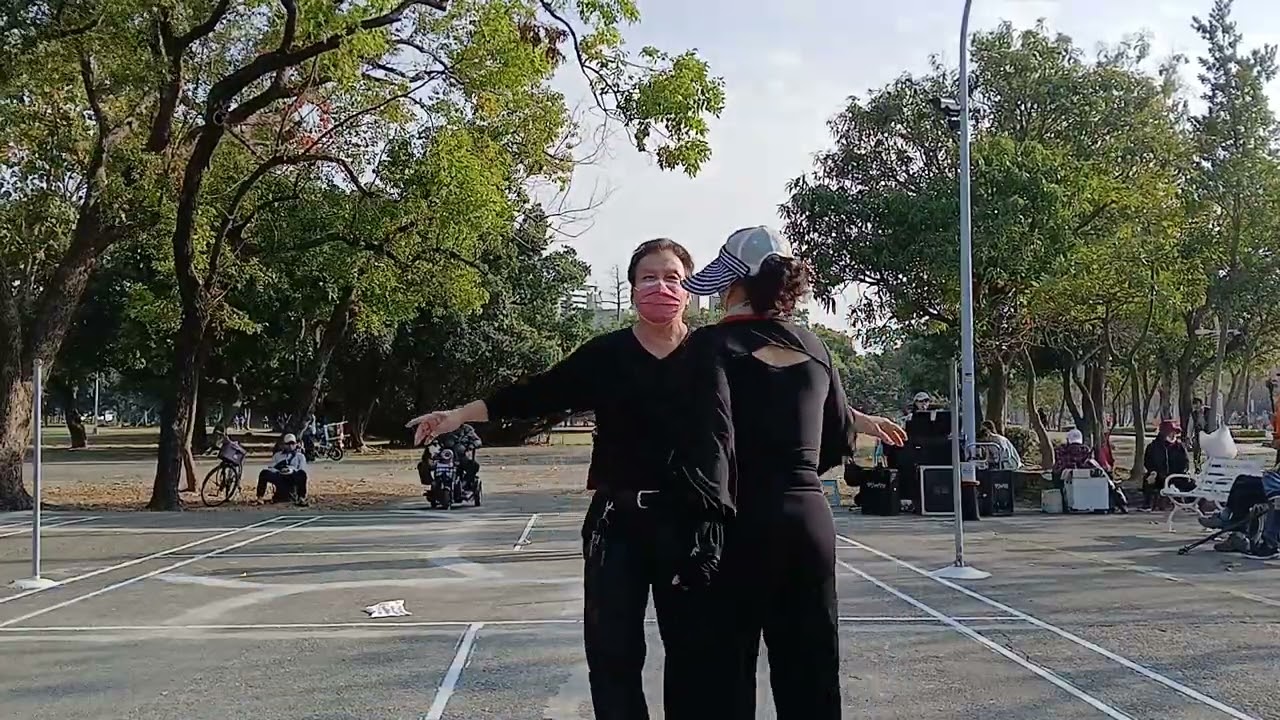 20260207帥榮美嬌衛武營羽球場薩克斯風演奏CHA-CHA DANCE 帥榮自拍錄影製作！