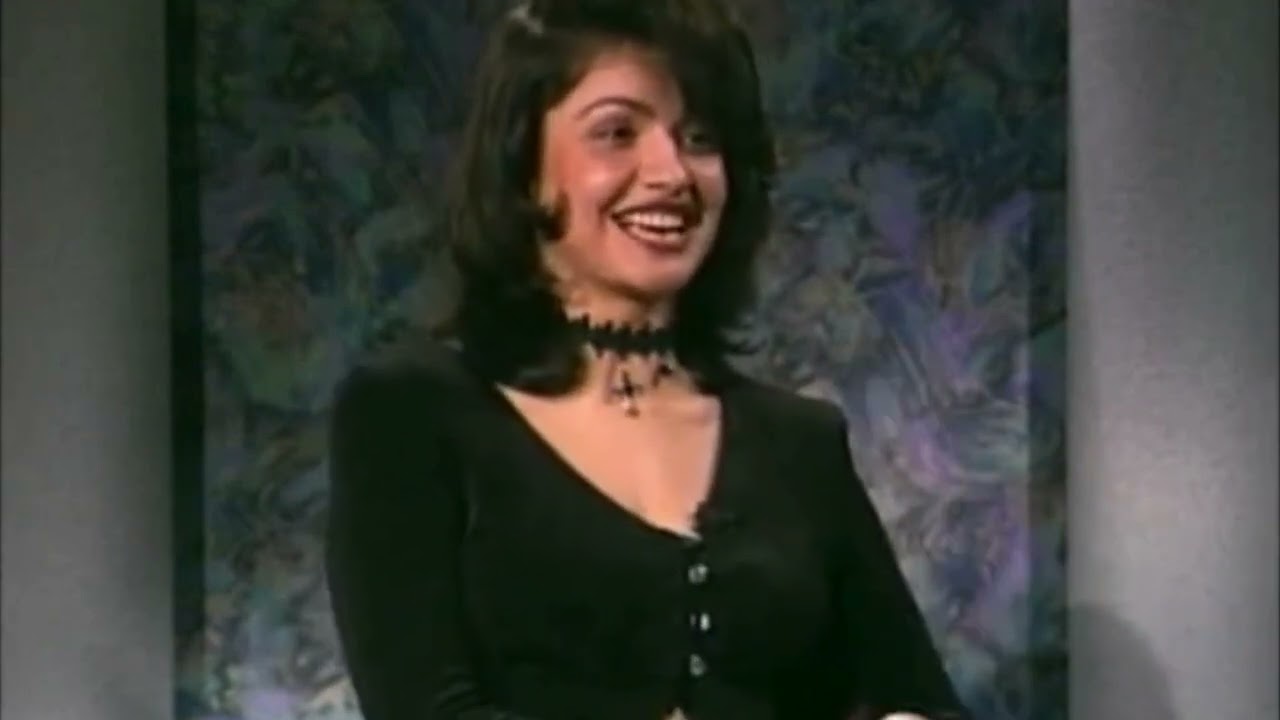 Pooja Bhatt Interview 1993