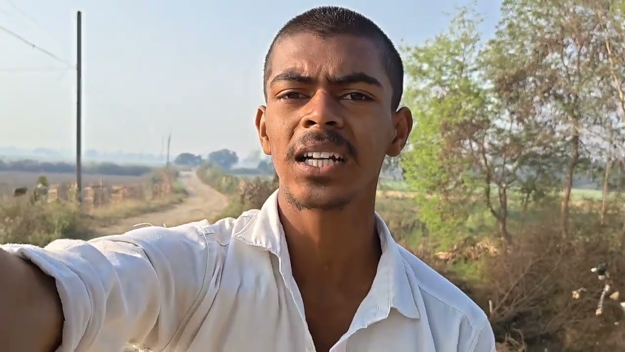 To ajj mai jaa rahahu market kuch saman labai usaka bhad ham jaigai cricket khelne day 21
