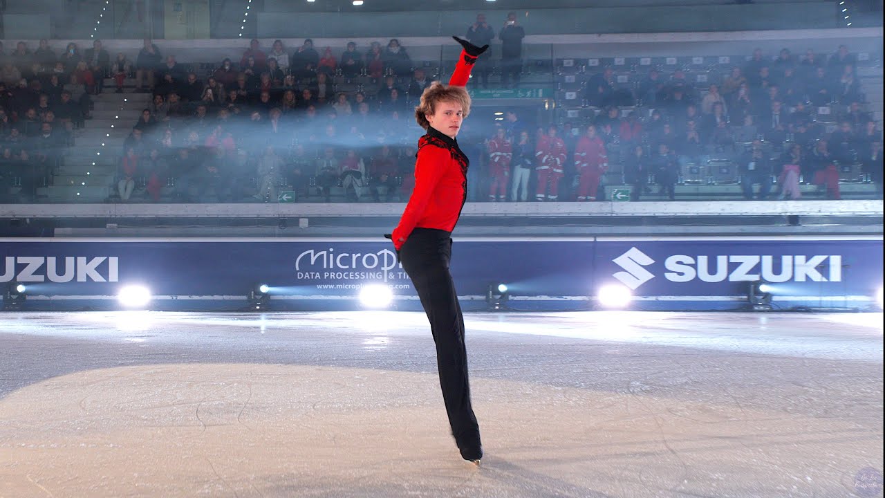 Ilia Malinin performs his 2024 Short Program, 