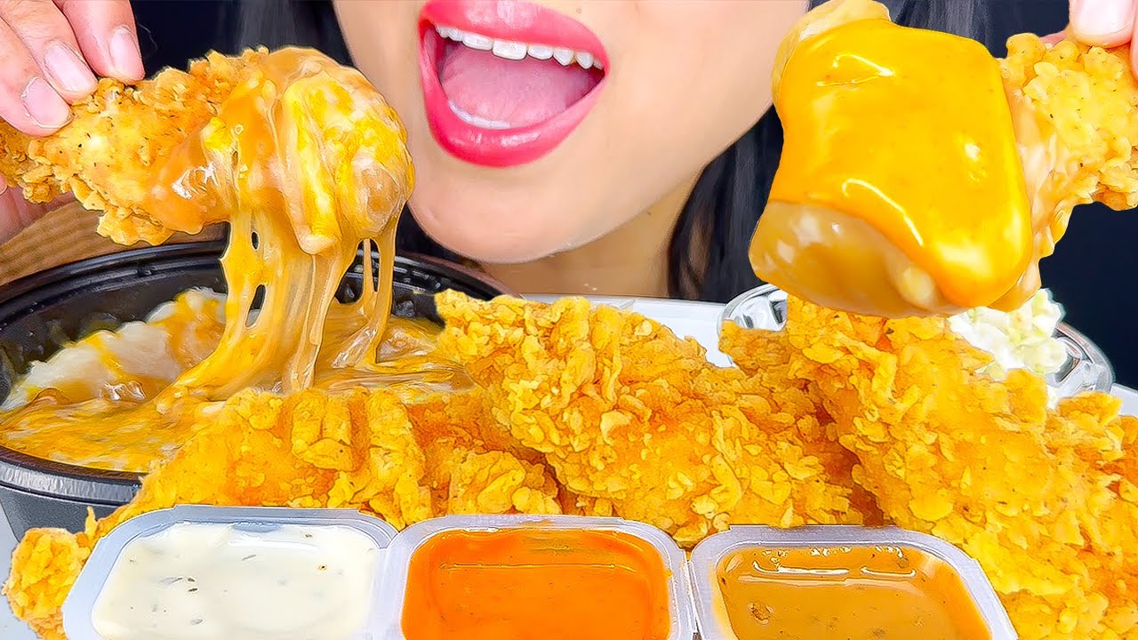 ASMR FRIED CHICKEN TENDERS DIPPED IN CHEESY GRAVY MASHED POTATOES (EATING SHOW) ASMR Phan