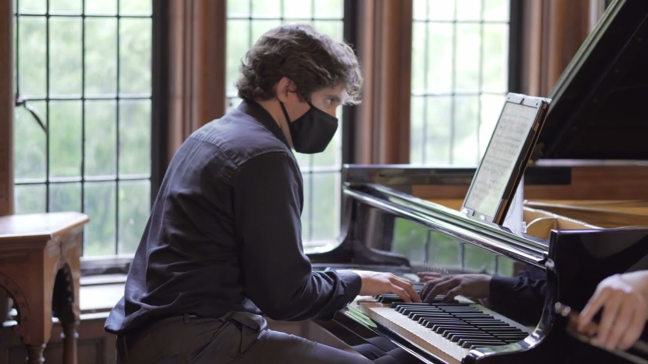 Debussy/Gretchaninov Beau Soir