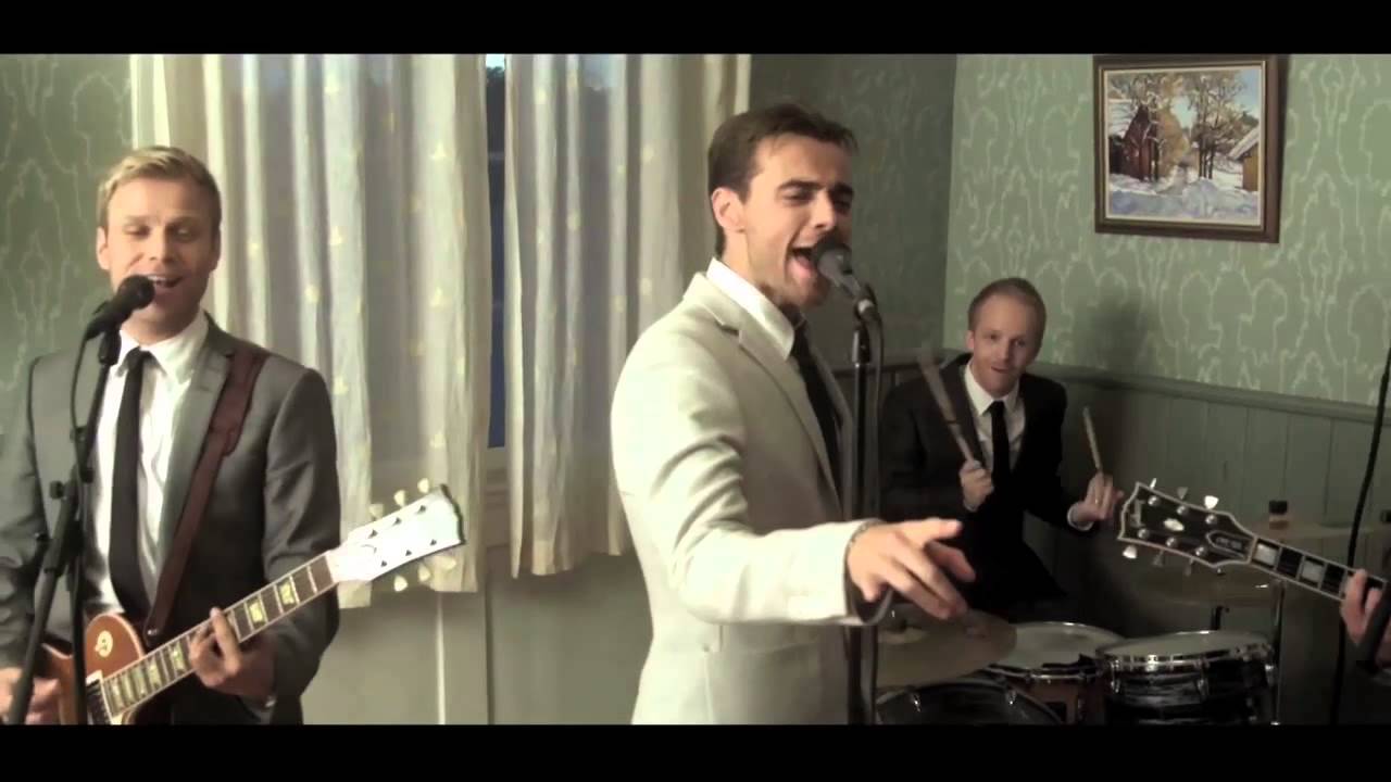 a1 backstage at TV2, Norway, rehearsing the new single 