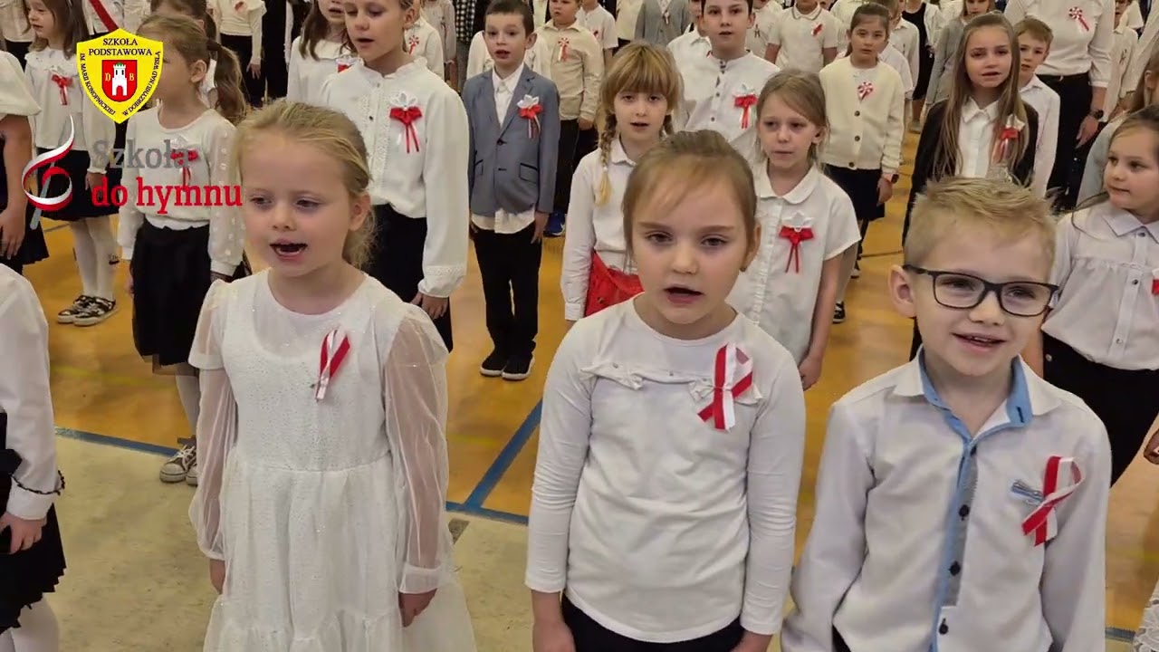 Szkoła do hymnu