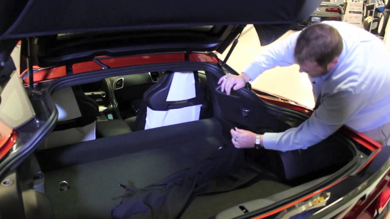 Installing the Hatch Cover on the C7 Corvette : Stasek Chevrolet