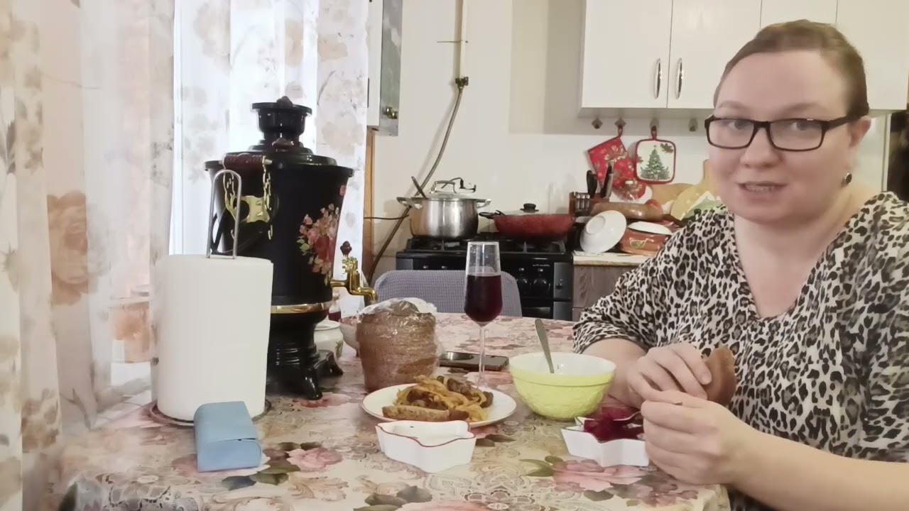ГОТОВЛЮ ПРОСТОЙ ОБЕД, ОТКРЫЛА 🍷ОТВЕТИЛА... 